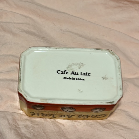 Super Cute Small dish for Tea Bags, Sugar, Creamer, Premade Coffee etc - Picture 5 of 5